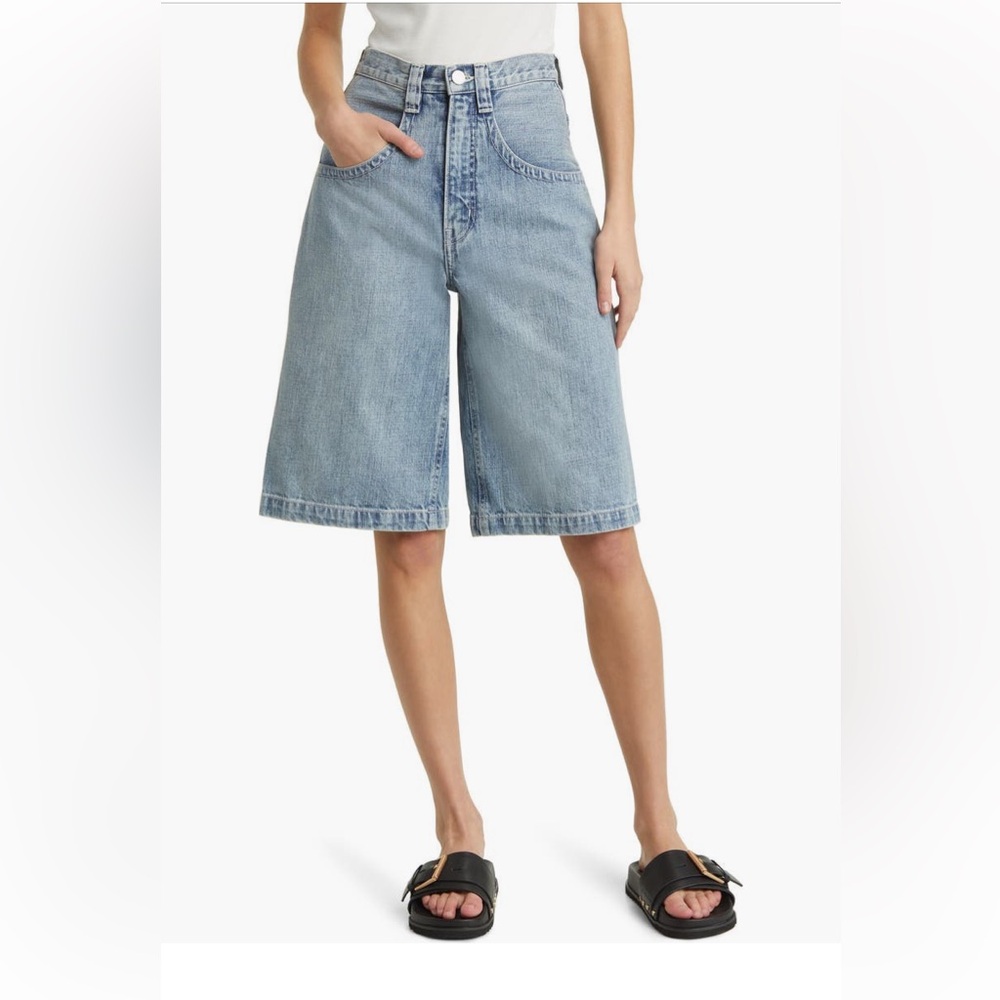 Frame the Skater Wide-leg Denim Bermuda Shorts (Irvington)